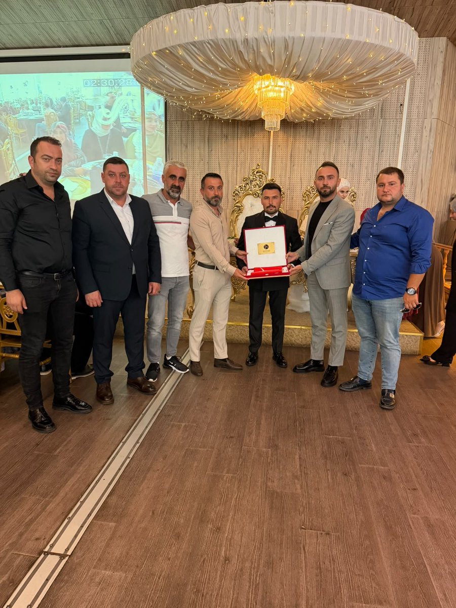 mhpgolbasi's tweet photo. Yönetim Kurulu Üyelerimiz, Aslan ve Karabiber ailelerinin kıymetli evlatları Tuba ve Sefa çiftinin düğün merasimine katılım sağladılar.

Çiftimize bir ömür mutluluklar dileriz. https://t.co/7gxPxgruaZ