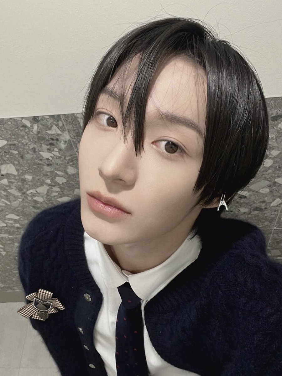 hyeonehwa's tweet photo. donghwa boynextdoor
donghwa riize
donghwa ald1
donghwa wish https://t.co/DCPpygBWKl