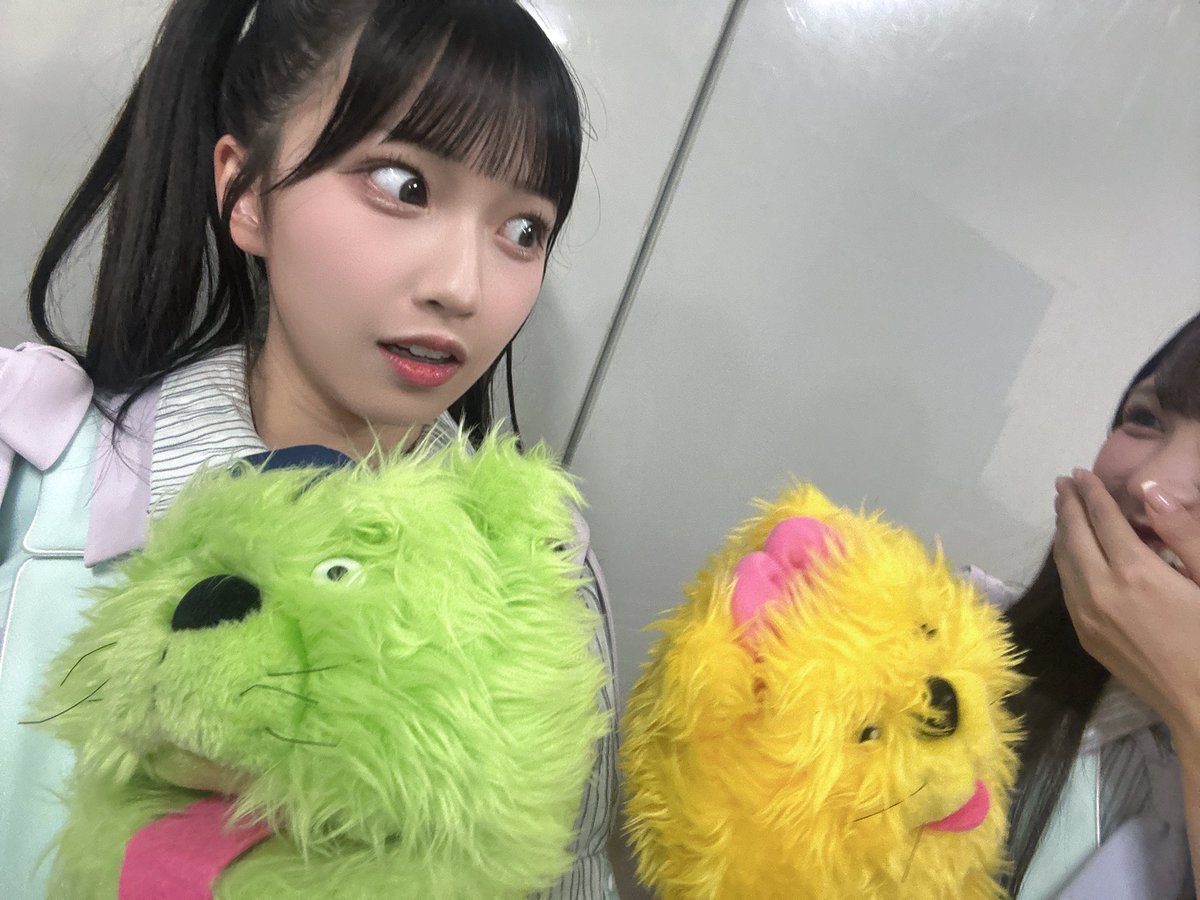 amano_konoa's tweet photo. 5thシングル リリースイベント
大阪ありがとうございました！💓🙇‍♂️
暑い中会いに来てくださって本当にありがとうございます…😭💓とっても嬉しいです!そしてわたし注意報も初披露でした😳💗盛り上げてくださってありがとうございます😻🙇‍♂️お見送り会でも皆さんとお会いできて幸せです🤍

#ニアジョイ https://t.co/mcFMjBs0kC