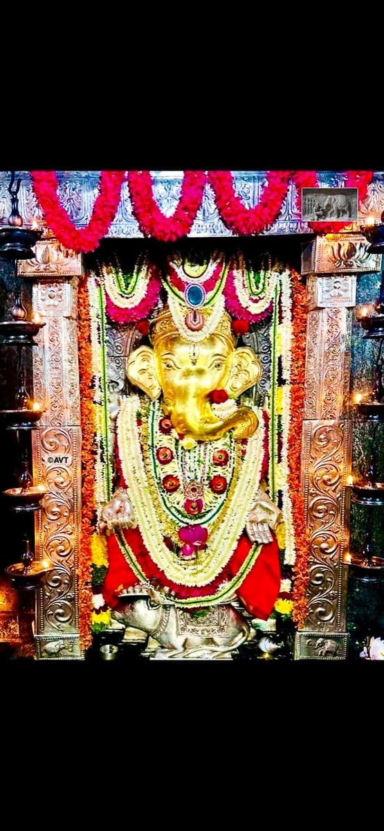 DpHegde's tweet photo. ಇಂದಿನ ಸಂಕಷ್ಟಿಯ ವಿಶೇಷ ಅಲಂಕಾರದಲ್ಲಿ ಆನೆಗುಡ್ಡೆ ಶ್ರೀ ವಿನಾಯಕ ದೇವರು https://t.co/jgMtfBLvTn