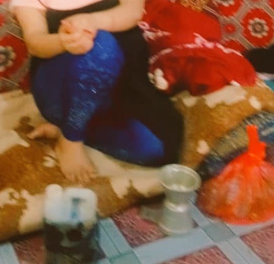 AbwRwh51135's tweet photo. زوجتي الحين جالسه مكني كذا https://t.co/ksc0C3FYhI