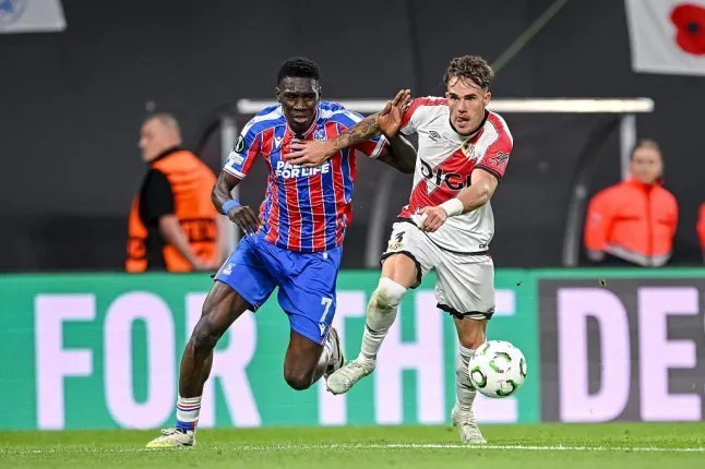 Sammy_boy0's tweet photo. Chavarría's primary strength is his defensive intelligence. He is incredibly strong in 1v1 duels, positional coverage, and blocking opposition passes on the flank. He is coming to Chelsea✅🔒💪

#cfc https://t.co/2na2qeEMOj