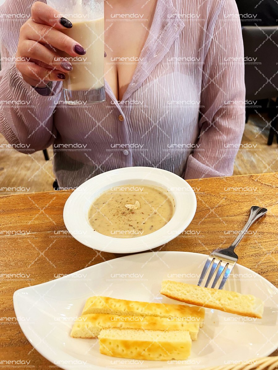 umenday's tweet photo. 不用說都知道跟誰吃飯了吧
怎麼可以放鳥女神呢？！
把握機會 有心才是重點❤️
我愛小鹿 超美 吃了什麼都不記得了 歐耶 https://t.co/rQazy5K0MK