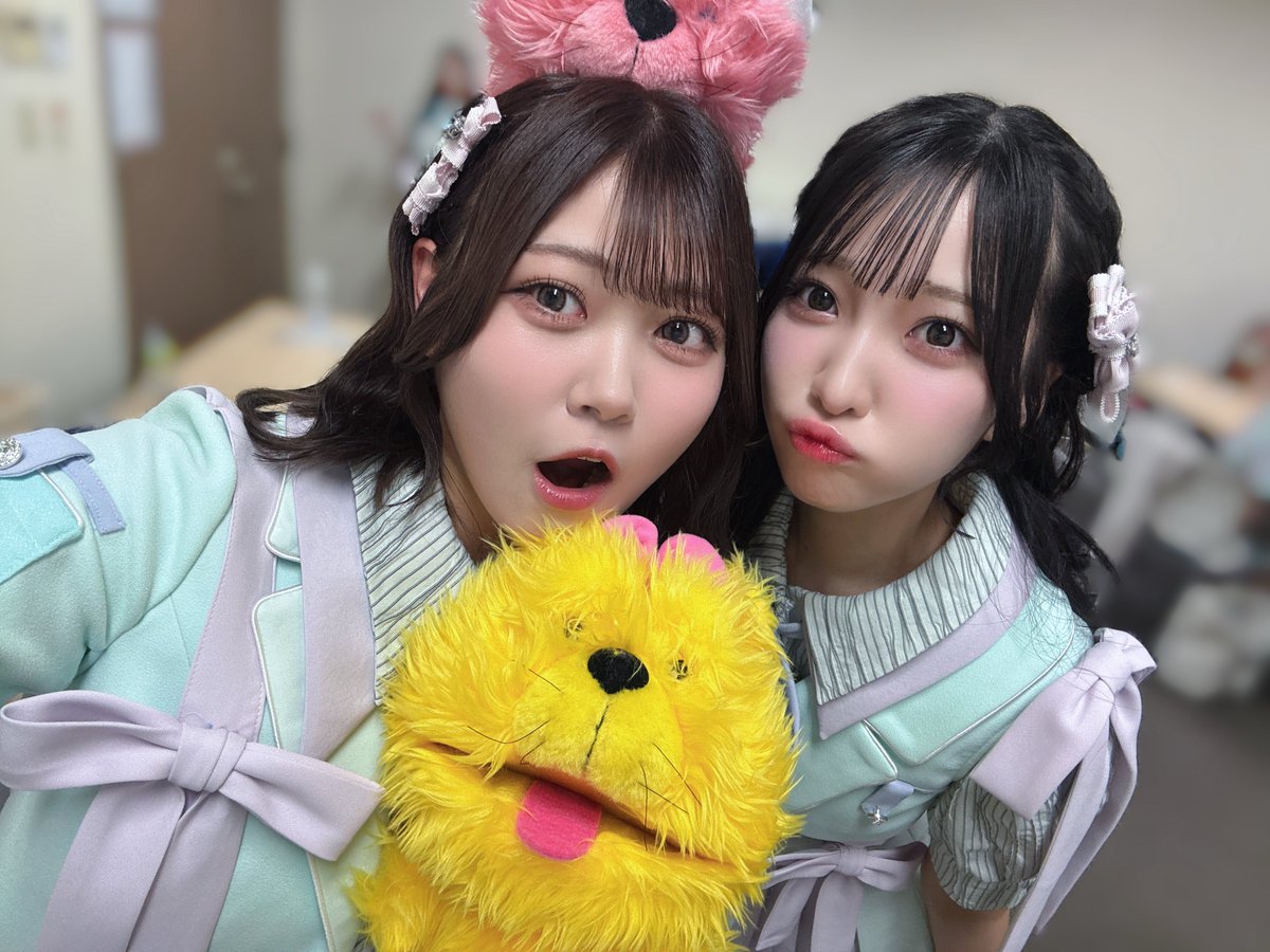 ozawa_aimi__'s tweet photo. #サマーツインテール リリイベ in 大阪໒꒱
ありがとうございました〜！！

リリイベ完走!! あっという間だった〜🥹

一緒に過ごせる時間が心から大切で幸せで生きがい!!
好きの気持ちで胸がいっぱいだよ､
(おんなじ気持ちかなー?)

沢山恩返しがしたいし、沢山私が幸せにするね!🫶🏻

#ニアジョイ https://t.co/uftw00yyB7