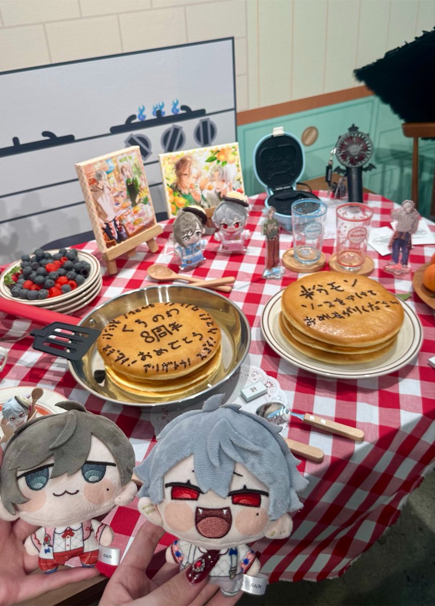 chii___71's tweet photo. くろのわ8周年ポップアップ行ってきた！
フチなしパネルよすぎた🥹
 #ChroNoiR8周年POPUP https://t.co/IEeUSowH8w