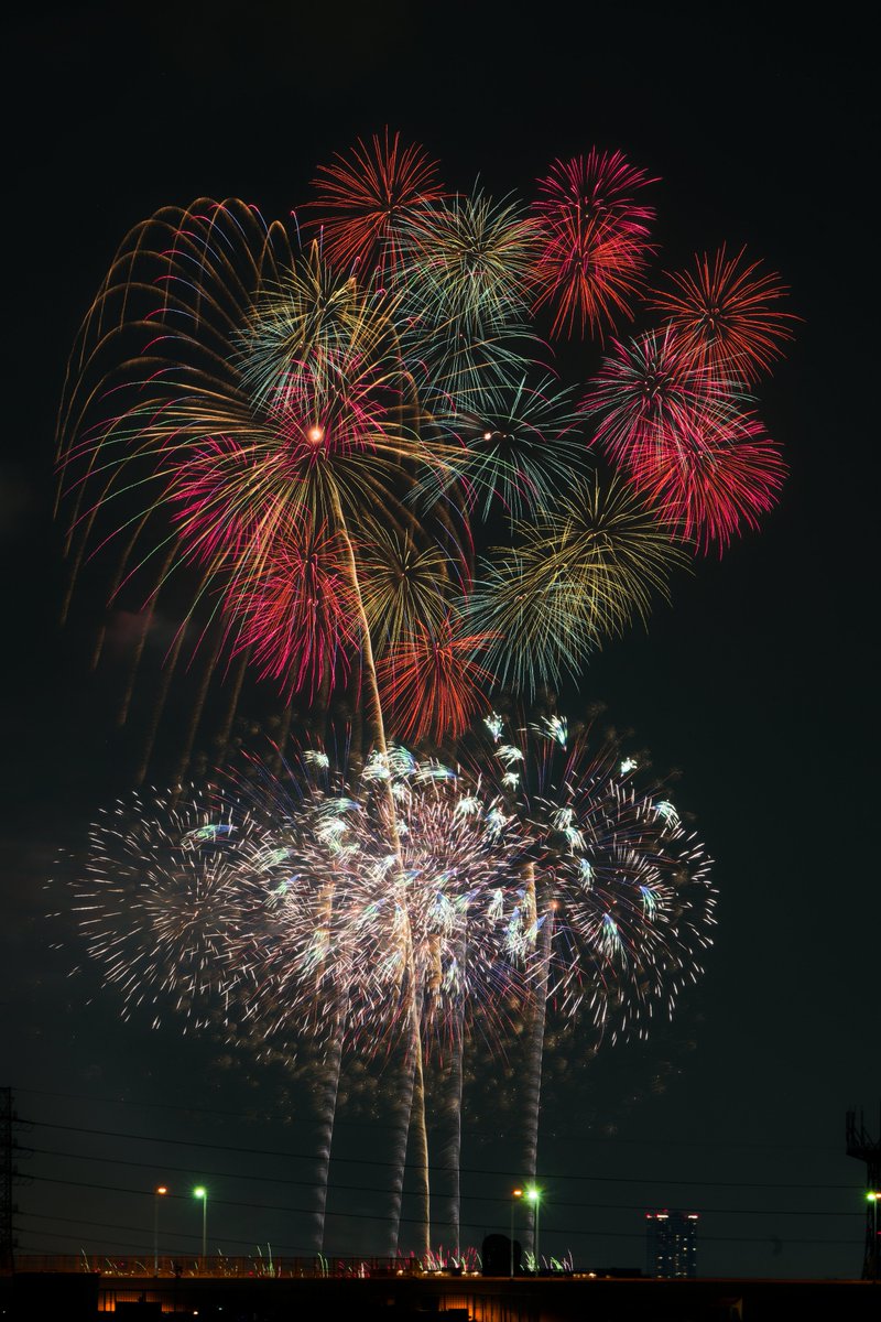 D2_0711's tweet photo. 今年の花火撮影。 https://t.co/MGHbDlZ1Ql