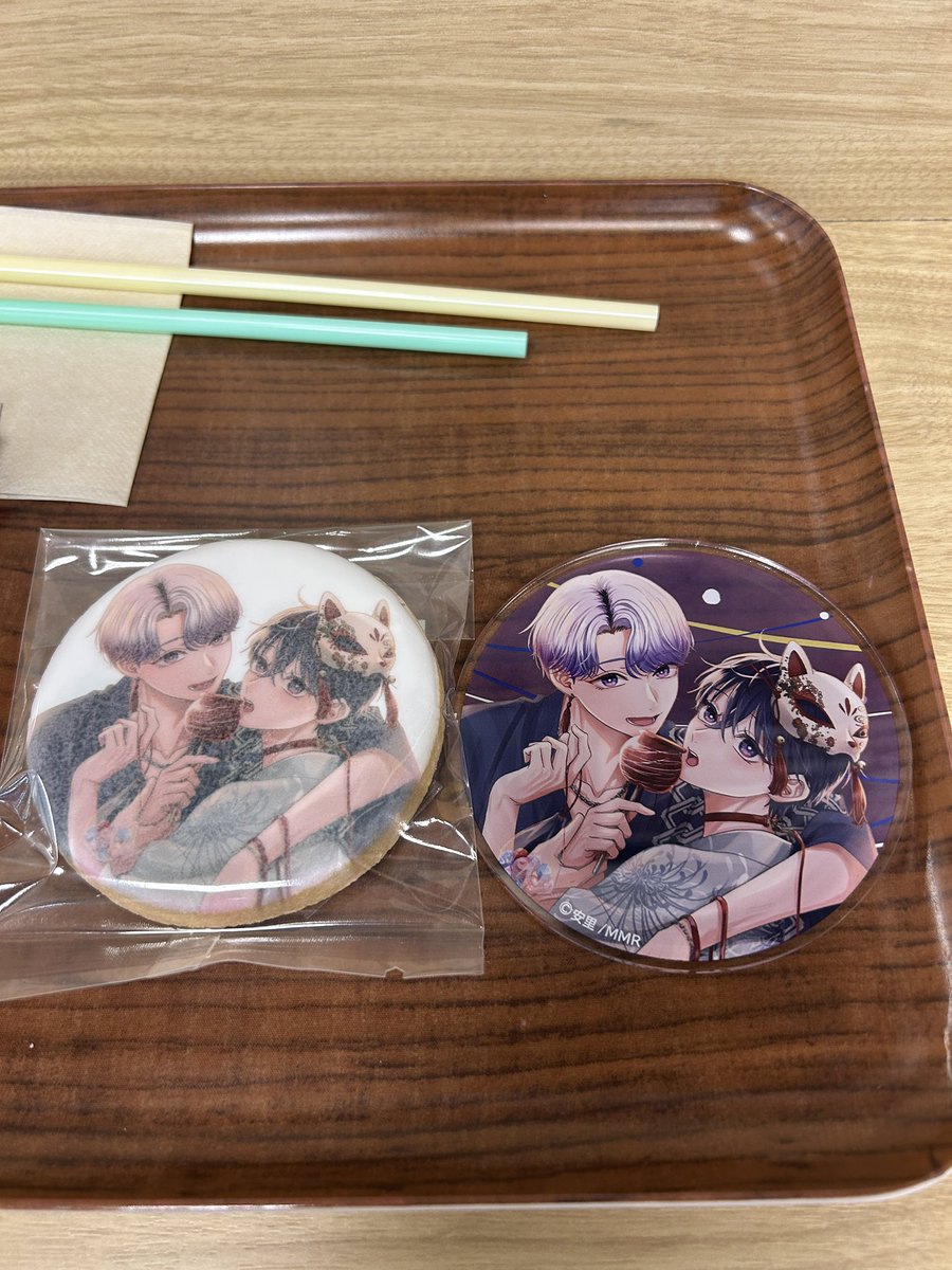yositune3122's tweet photo. @alievasatohenri バニーの日素敵です👏カワイイです！これは……セイヤさんも……バニーされてるのかな？(笑)マナトさんだけですか？🤣ちなみに今日アニメイト行きましてクッキー買ってきました！コースター（？）もやら躾で興奮しました！！幸せすぎてニマニマが止まりませんでした😆 https://t.co/w9HCHD65xO