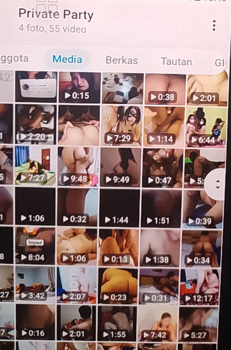 Anggee_21's tweet photo. Aku ada grup telegram..isinya video dan live ,yg mau join boleh chat ke aku ya ke telegram ada di bio... https://t.co/eYYtH8BIcD