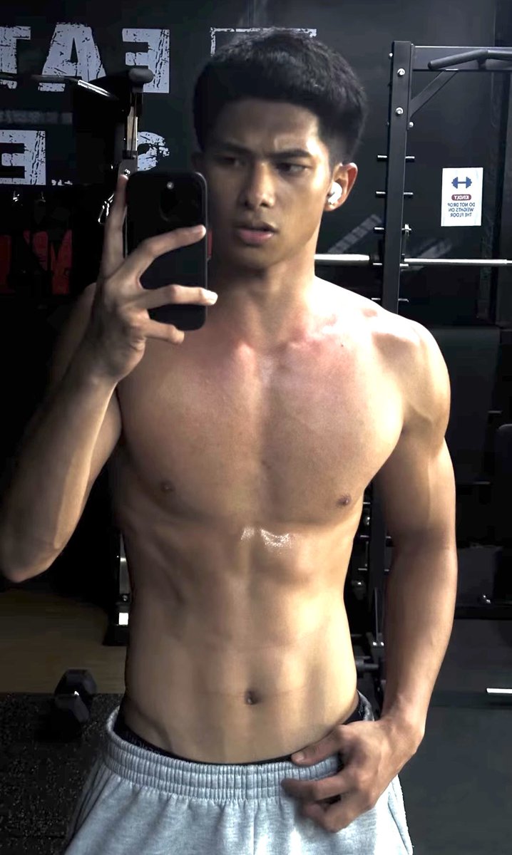 peteerpepper's tweet photo. FCK SARAP NI PAUL 🤤🔥 https://t.co/Sn8ql9xp3B