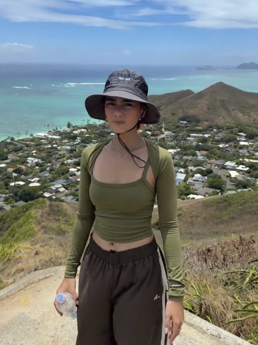 addinikha's tweet photo. ijk, mikha’s fit is from mili 🙂‍↕️ https://t.co/AwQ03dUPlK