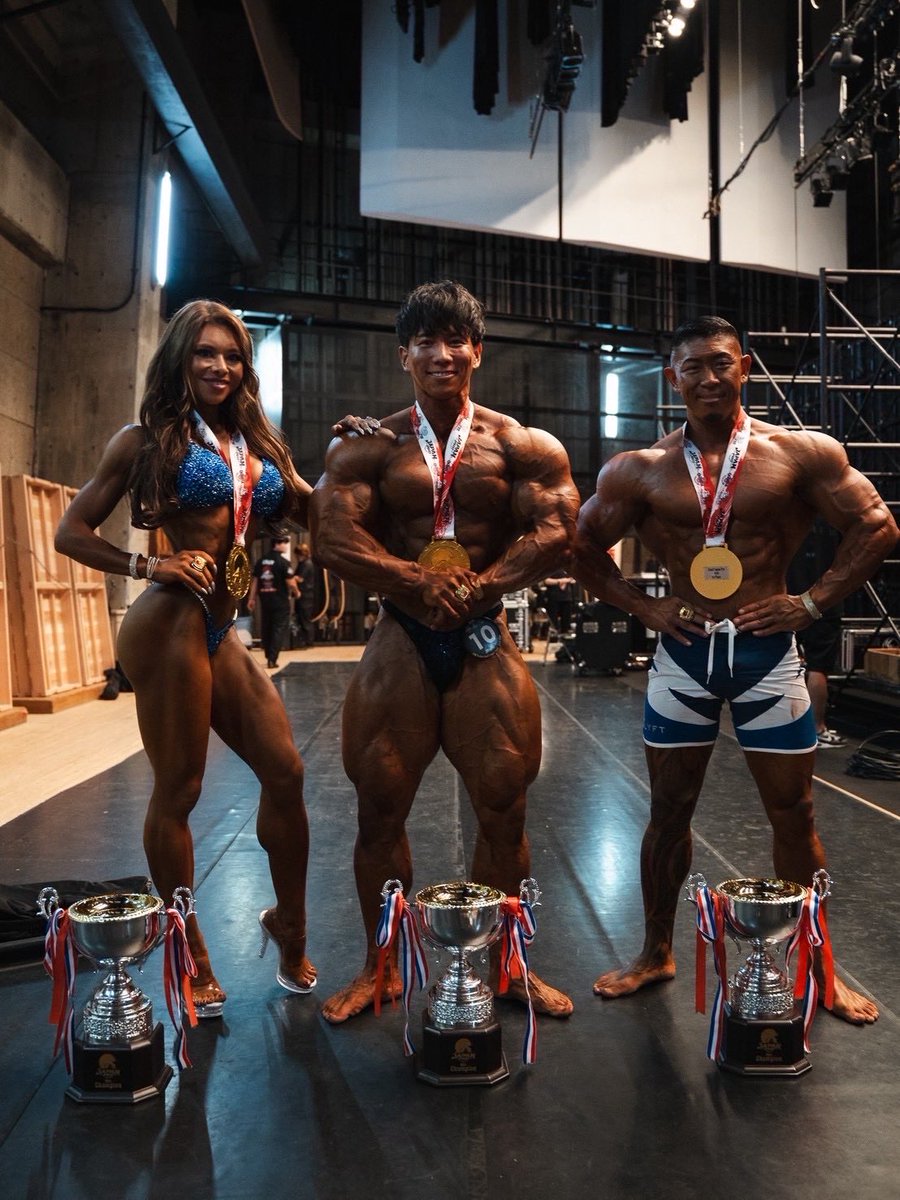 LYFT_fit's tweet photo. TEAM LYFT 🏆
JAPAN PRO 2026にてチームLÝFTから3名が優勝。

横川尚隆選手
1st Place.

寺島遼選手
1st Place.

サリー・アン加藤選手
1st Place

感動をありがとう。

Congratulations on an incredible performance.

#teamLYFT #japanpro https://t.co/57KDAaslxh