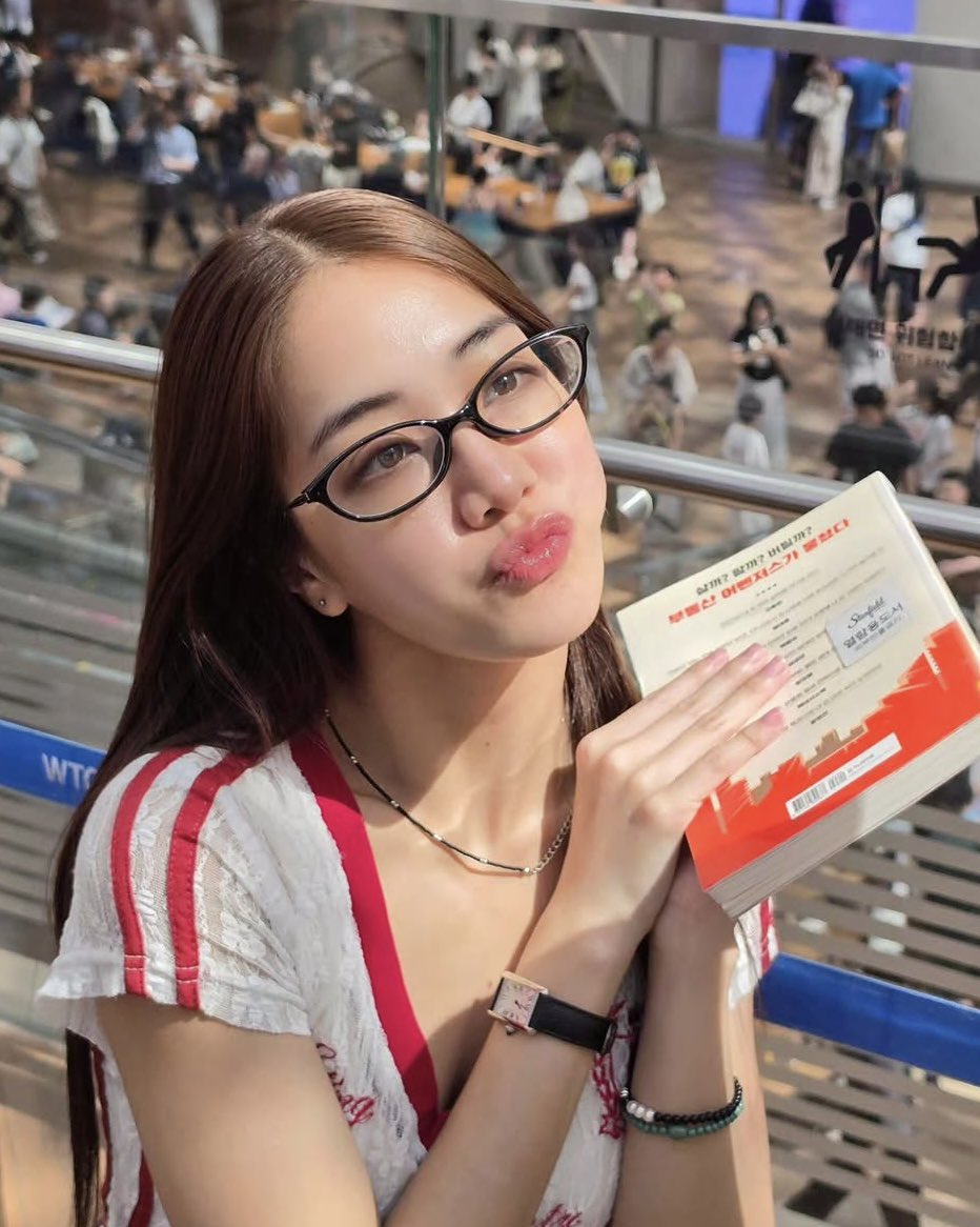 cloche_ss's tweet photo. น่าหยิกมากอั่ยดื้อ🤏🏻 https://t.co/tiYwMGwohc