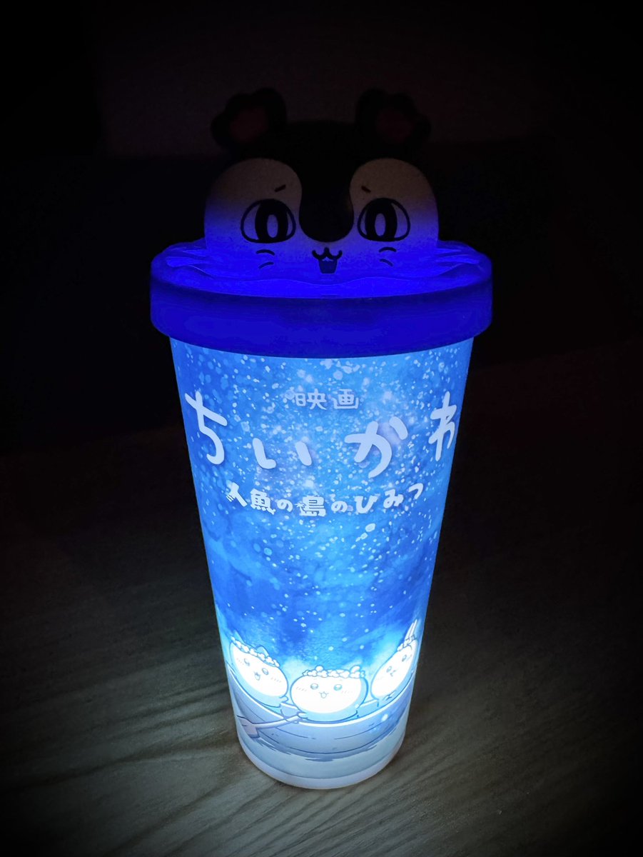 ayabearkuma's tweet photo. ちいかわのセイレーンドリンクカップホルダーの使い道...ダイソーのこのライトがオススメです✨安いしType-Cで充電式✨
#ちいかわ #人魚の島のひみつ #セイレーン #ドリンクカップホルダー https://t.co/wDEaWek8nI