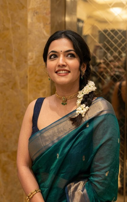 Mounikaa29's tweet photo. Aparna Das
#Aparna #AparnaDas https://t.co/vnWVsI7swF