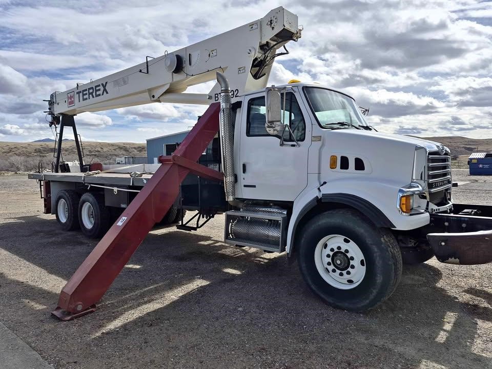 CraneTraderPub's tweet photo. ๐๏ธ2009 Terex BT4792 on 2009 Sterling LT7500
โก๏ธ92 Foot Boom
โก๏ธ11,376 Miles
โก๏ธ1,270 Hours
โก๏ธReady To Go To Work!
View the full listing HERE ๐https://t.co/AcocDLbJUJ
#FeaturedListing #CraneTrader #MountedBoomTruckCrane https://t.co/yaCMENhngb