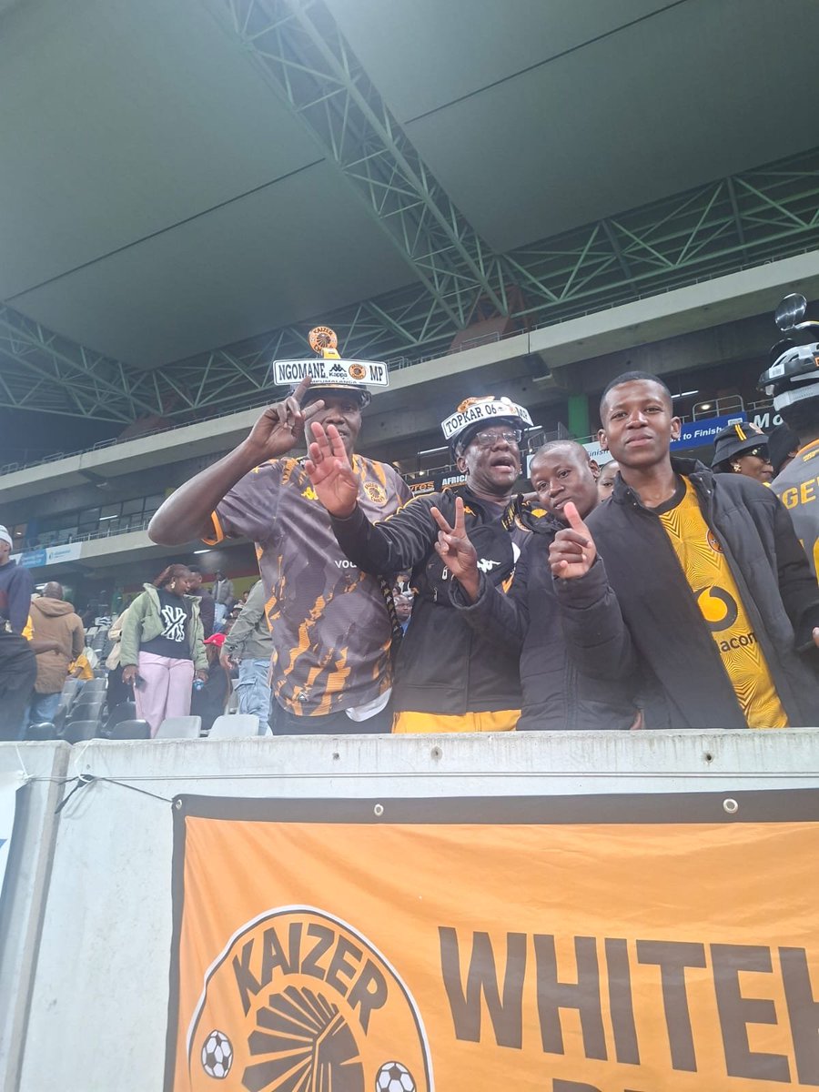 SelbyLeyane's tweet photo. Yesterday at @MbombelaStad watching @KaizerChiefs ...✌️✌️✌️✌️ https://t.co/MNRLqxpbkr