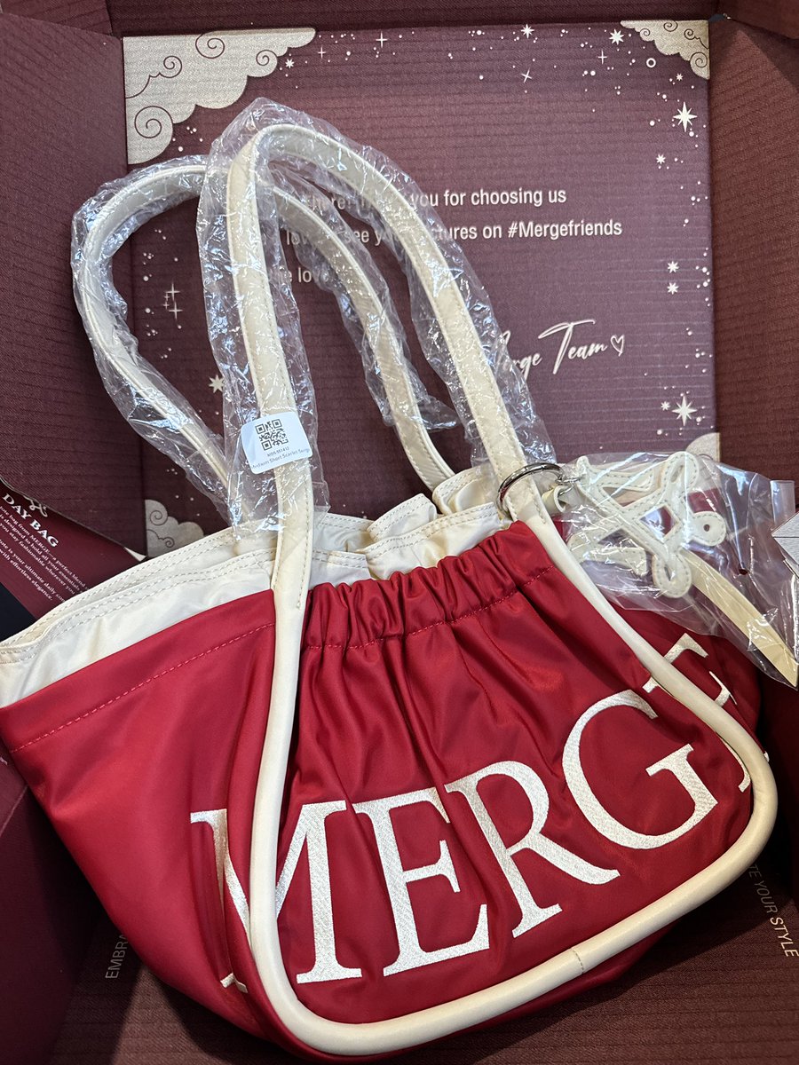 magichugme's tweet photo. ส่งต่อ Merge a day bag medium nylon m สีแดง
price: 2,350 free shipping
อุปกรณ์ : ครบกล่อง เซียมซียังไม่ได้สแกน used like new (ไม่มีตำหนิใช้ไปแค่1ครั้งค่ะ)
#ส่งต่อmerge #merge #ส่งต่อmerge #กระเป๋าmerge #mergeofficial #เสื้อผ้า #งานตามหา #เสื้อผ้ามือสอง #ส่งฟรี #กระเป๋า https://t.co/FhDvEuGtAX