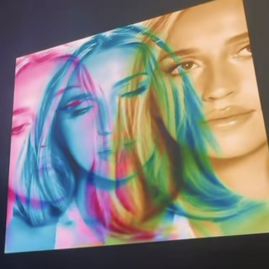MrPopOfficial's tweet photo. Tate McRae is receiving criticism as many believe her new visuals are too similar to Britney Spears’ ‘Britney’ era visuals. https://t.co/H1FoB4bpBZ