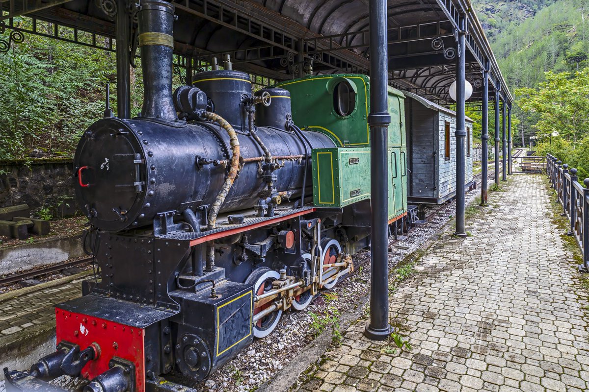 liliana_dorina's tweet photo. #Serbia #MakroGora #oldstation #oldtrain #travelphotography #july2026 
📷#CanonEosRP 
Happy Sunday Friends ❤️ https://t.co/vjdVnLXWXe