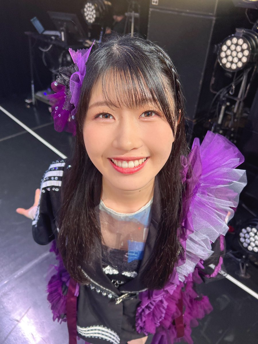manatsu_muraBW's tweet photo. 「Dear our Summer」ありがとうございました🌻

最高の夏だったよー！！！！

カラフルで染まった会場も、キラキラのみんなの笑顔もめちゃくちゃ素敵だった！

また次の約束もしようね！

はしゃぎすぎて疲れまくったので、今日もぐっすり眠れそう😆 https://t.co/rRi1jMMcJ3