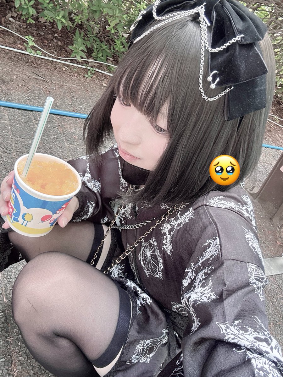 bake_mocho's tweet photo. 暑さに弱い生き物 https://t.co/B5Tj8S1sHf