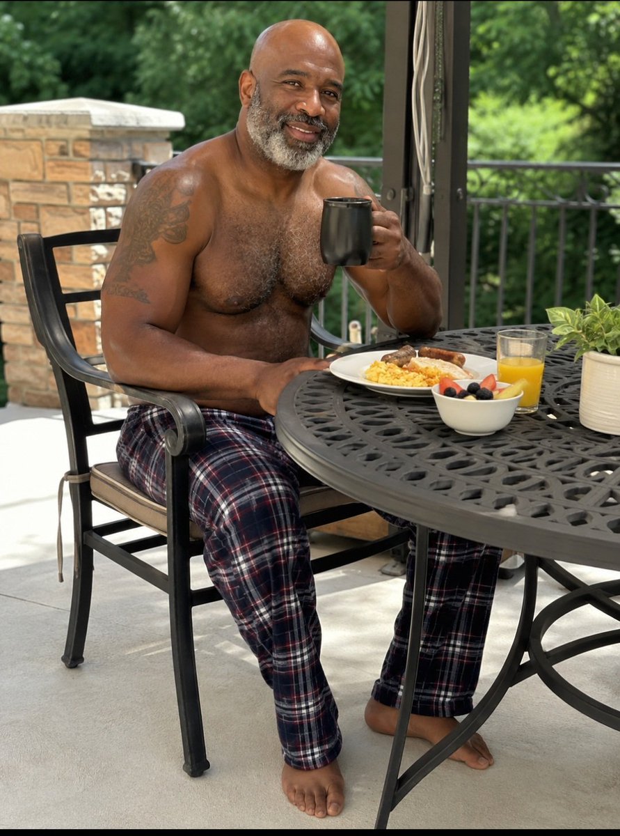 DericNorris's tweet photo. Good Sunday Morning! https://t.co/vppw3r4uHG