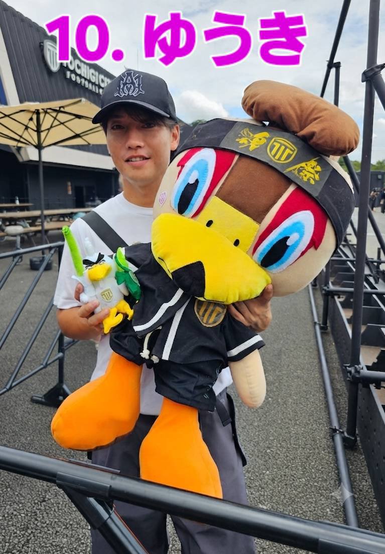 osiwatoccimo's tweet photo. 素敵な笑顔ありがとうございます🤗
#升掛友護
#加藤カレッティ丈
#森俊貴
#岡庭裕貴 https://t.co/5PBqfo98Zm