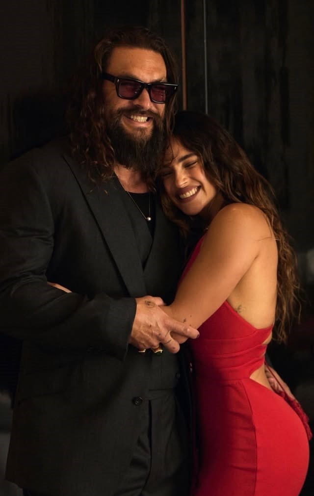 AdriaUpdates's tweet photo. Adria Arjona and Jason Momoa via her IG stories https://t.co/JnAbOKoJt8