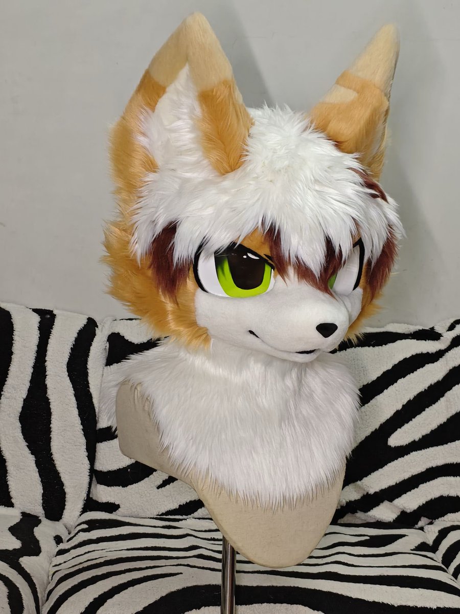 Ocore_Morpholab's tweet photo. fox🦊#kemonofriends #fursuit #furry #kemono #fursuitmaker #兽装 #福瑞 https://t.co/HsLlA023Qg