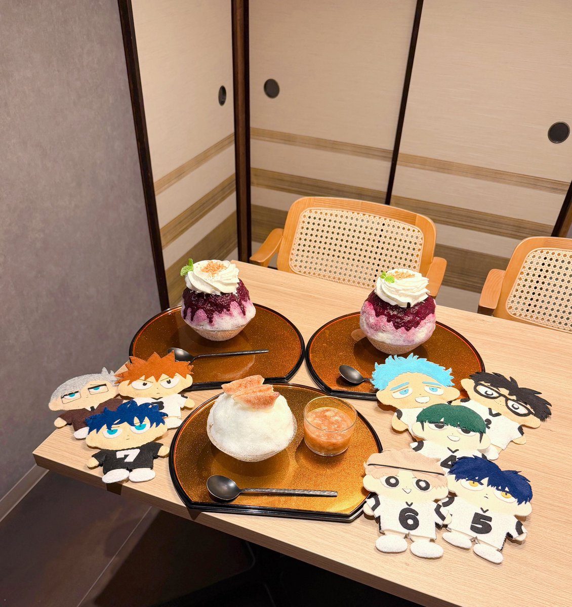 koshian_ca's tweet photo. ディグ会してきた🏐
全部並べると大量なので少しずつ😅

かき氷🍧
・ブルーベリーとアールグレイカスタード🫐🫖
・いちじくミルク🥛

#ディグイット
@_miii_y 先生 https://t.co/3y5gd8esGC
