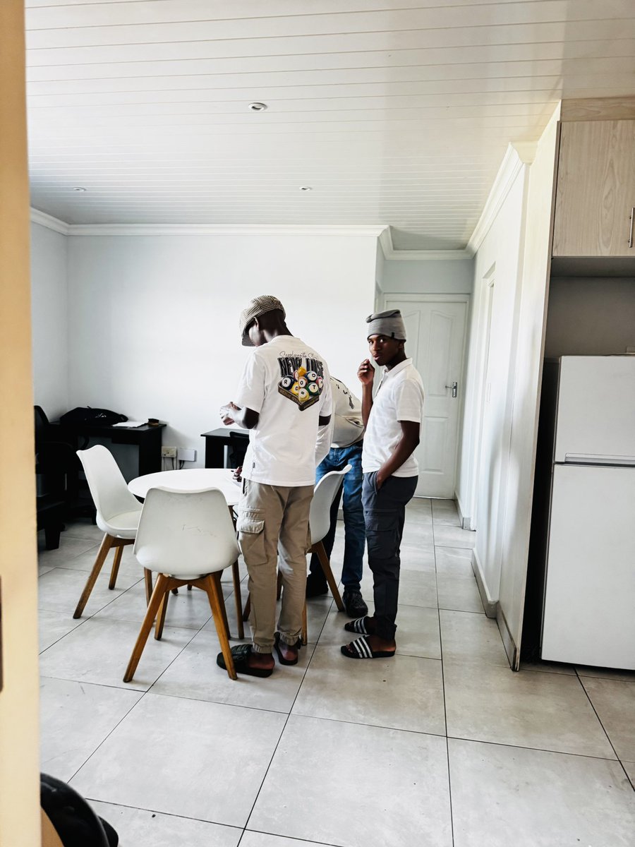 EFFYouthCommand's tweet photo. ♦️Door to Door♦️

It is only through registering to vote, that the youth can have a voice. 

If you do not register, you will not be able to vote on 4 November 2026.

It’s now or never!

#RegisterToVoteEFF https://t.co/yeXj4AYmxg