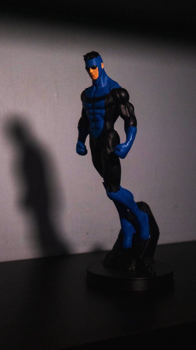 venuz3d's tweet photo. Invencible 💙🖤

#3dprints #3dmodel #invencible #markgreyson #omniman https://t.co/q1xXxKXg13