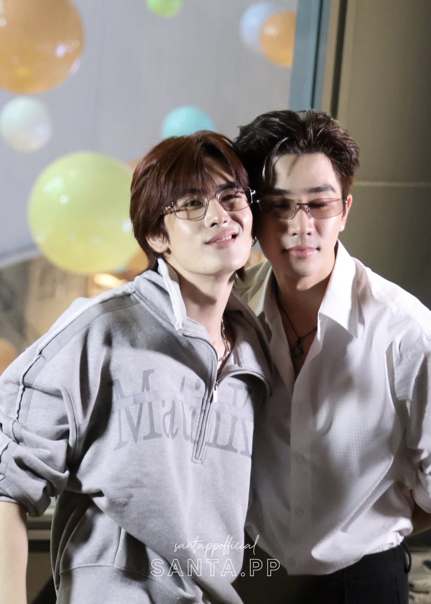 SantaOfficialTH's tweet photo. กันต์ เดกัสโตรหรอ หึ! ก็งั้นๆอ่ะ

PSD MOGULARRIVAL FS26

#งานมหกรรมนิยายนานาชาติ2026xPerthSanta https://t.co/I7qhVclwXW