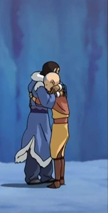 faralong_o's tweet photo. Kataang hug and hand holding size difference over the years 😭😭😭😭😭😭😭😭😭😭😭 https://t.co/7TLnCZWQwy