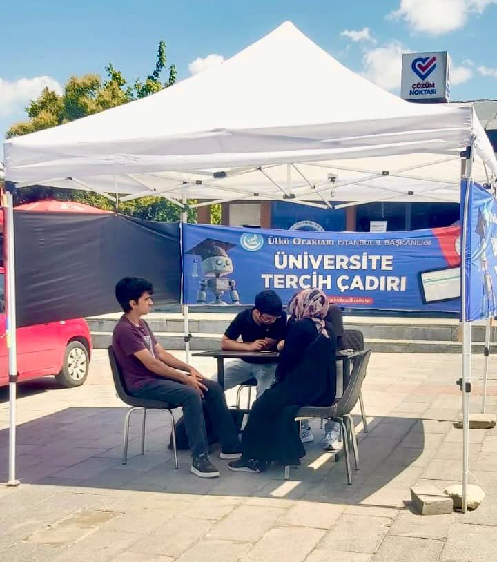 istanbulocak's tweet photo. 📍 Eyüpsultan Meydanı

Eyüpsultan Ülkü Ocaklarımız, Ülkü Ocakları Tercih Çadırı’nda üniversite tercih süreci boyunca alanında uzman danışmanlarımızla tüm gençlerimize ücretsiz tercih danışmanlığı ve rehberlik hizmeti sunmaktadır.

Doğru tercih, doğru gelecek için tüm Türk gençliğini tercih çadırımıza bekliyoruz. 🇹🇷

@ayyildirim1 
@Aalparslandogan