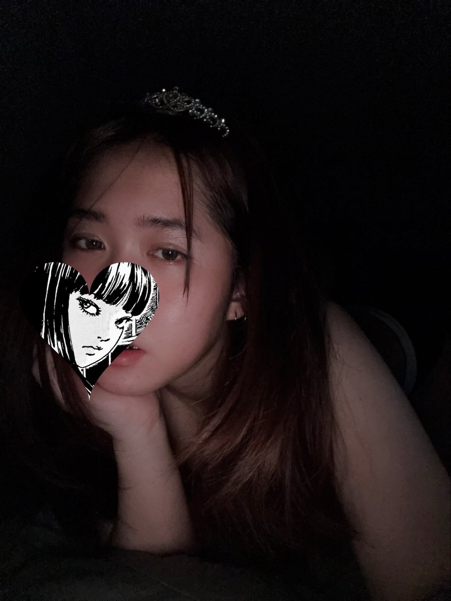pimpamxbd's tweet photo. Princess just bored