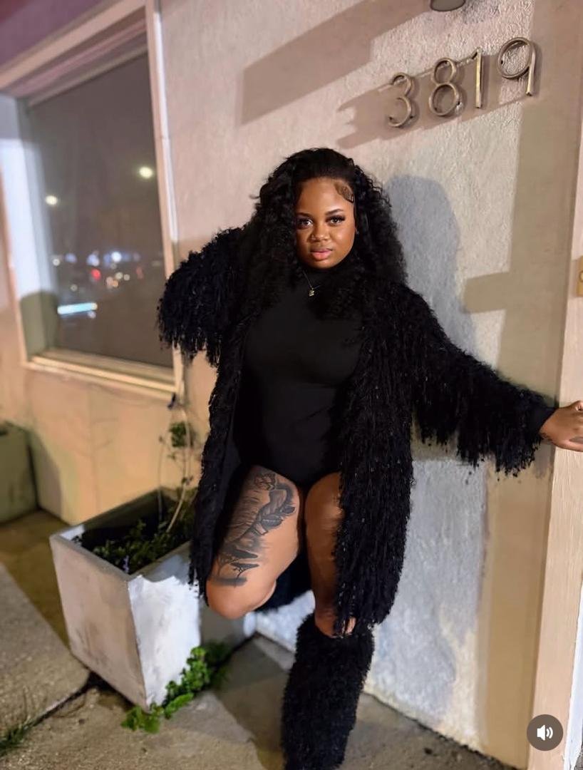 shashabrowneu's tweet photo. I love me🧚‍♂️🤑 https://t.co/1DUW2dBuv2