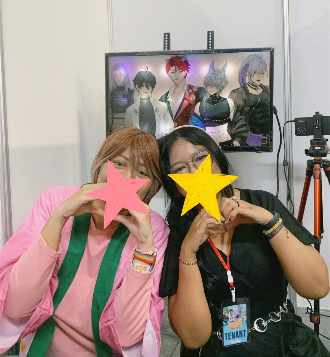 iradachii's tweet photo. Otsu Joryu
Otsu MagniV
Pertama kali M&G sama vtuber. Asli aq lgsg kicep & cuma cengengesan krn malu bgt. Otak lgsg nge-blank yaa krn malu ngobrol di dpn 5 cowo sekaligus. Untung ngajak temenku yg bisa baca tarot. Huehue
Thn dpn dateng ke Jogja lagi yaaa 😘
#joryu #MagniV https://t.co/CwILwilgiu