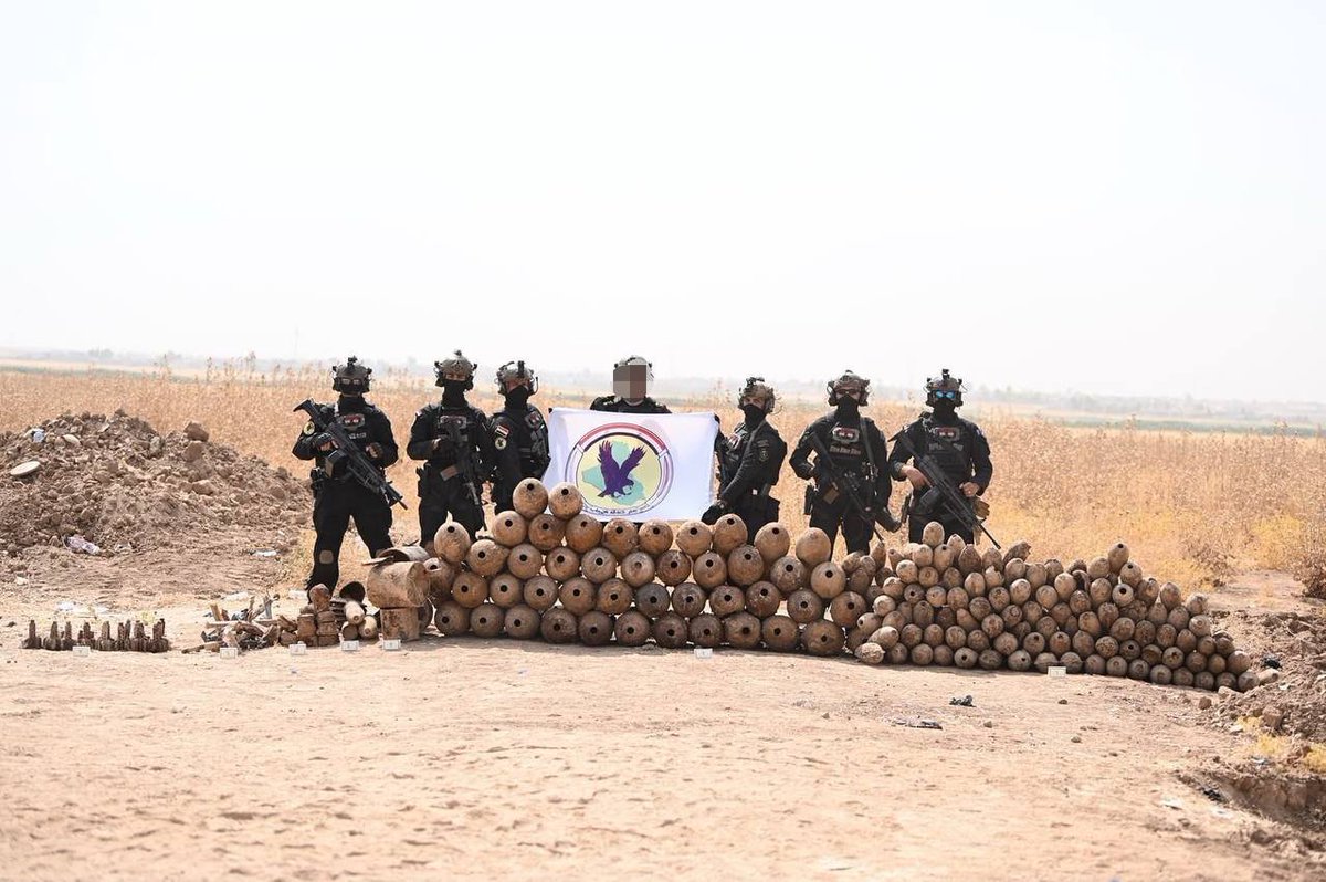 iraqicts's tweet photo. جهاز مكافحة الارهاب يجري عملية تفتيش واسعة في نينوى 
============

باشرت قطعات جهاز مكافحة الإرهاب وفقاً لمعلومات استخبارية دقيقة، بتنفيذ عملية تفتيش أمنية واسع�� في محافظة نينوى - قضاء الحمدانية - ناحية برطلة للسيطرة على كدس عتاد ضمن إطار الجهود الاستباقية الرامية إلى ملاحقة فلول https://t.co/iypGEjx66Y
