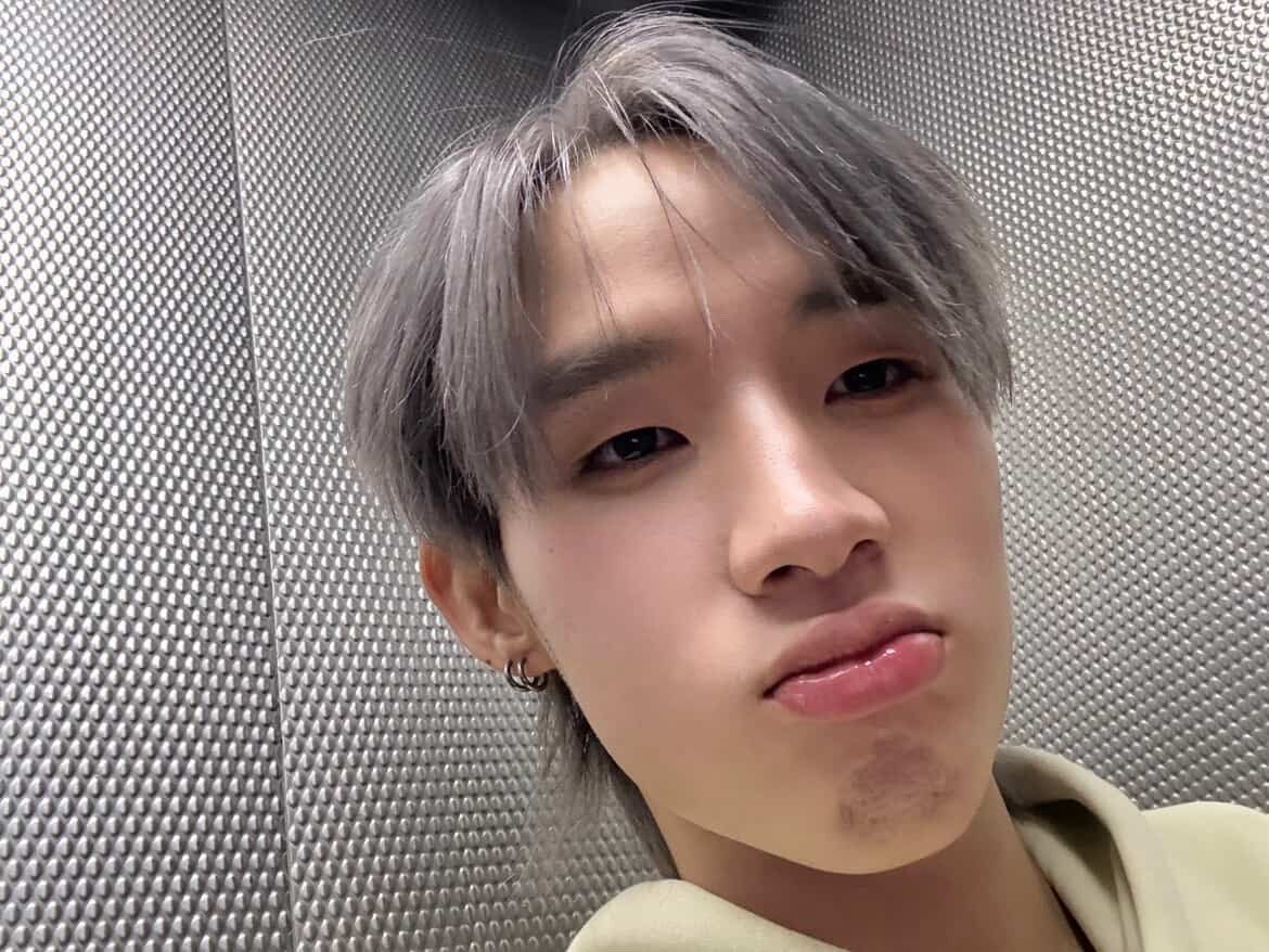 blackhairregina's tweet photo. pouty Hong to bless your timeline today 🩶 https://t.co/aejMEsiiC7