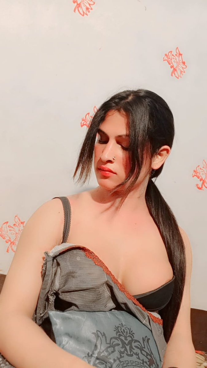 QueenMalkinkhan's tweet photo. Misstress avaliable in Lahore any one slave need session real Meetup or call DM me https://t.co/nUKumouGyj