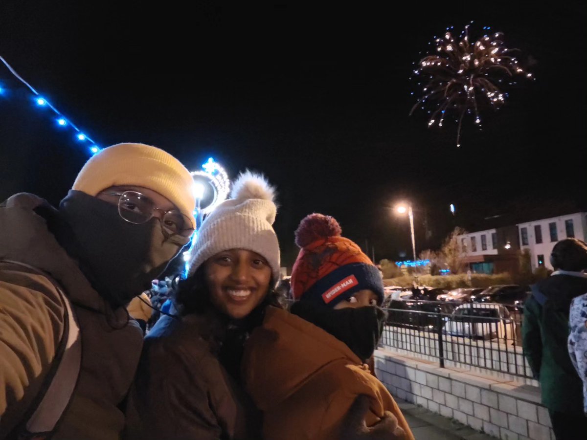 myatelier23's tweet photo. Welcoming another new year with my wonderful family! Here's to another year with many new adventures to experience!

Wish everyone a joy filled and prosperous New Year 2024
#visitbantry #bantry #newyear2024 https://t.co/CN8T4lZOXZ