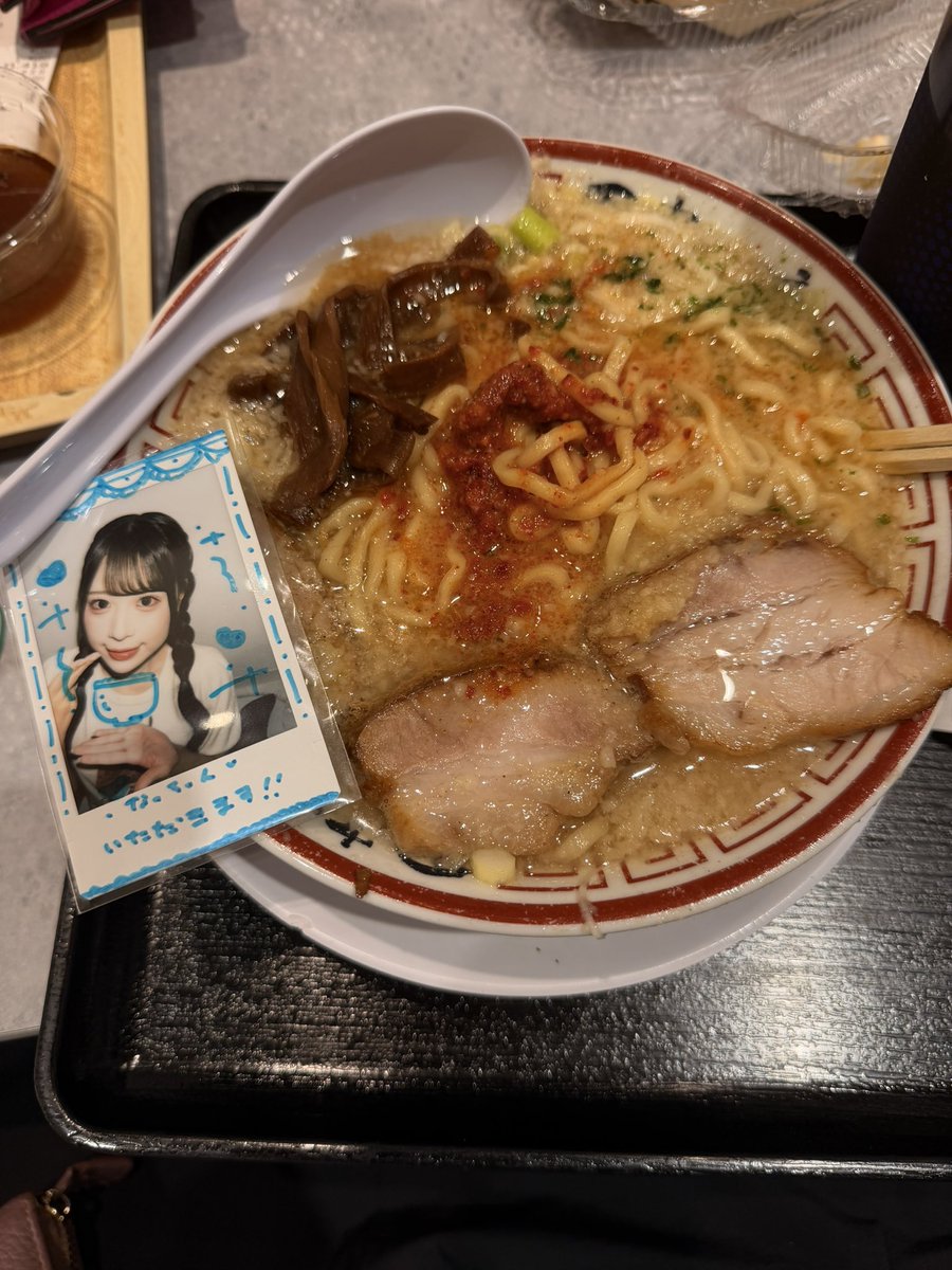 Nc6bO's tweet photo. そういえば食べた、最初写真撮るの忘れてた😔
 #まるにぬまる https://t.co/m24EaalIFK