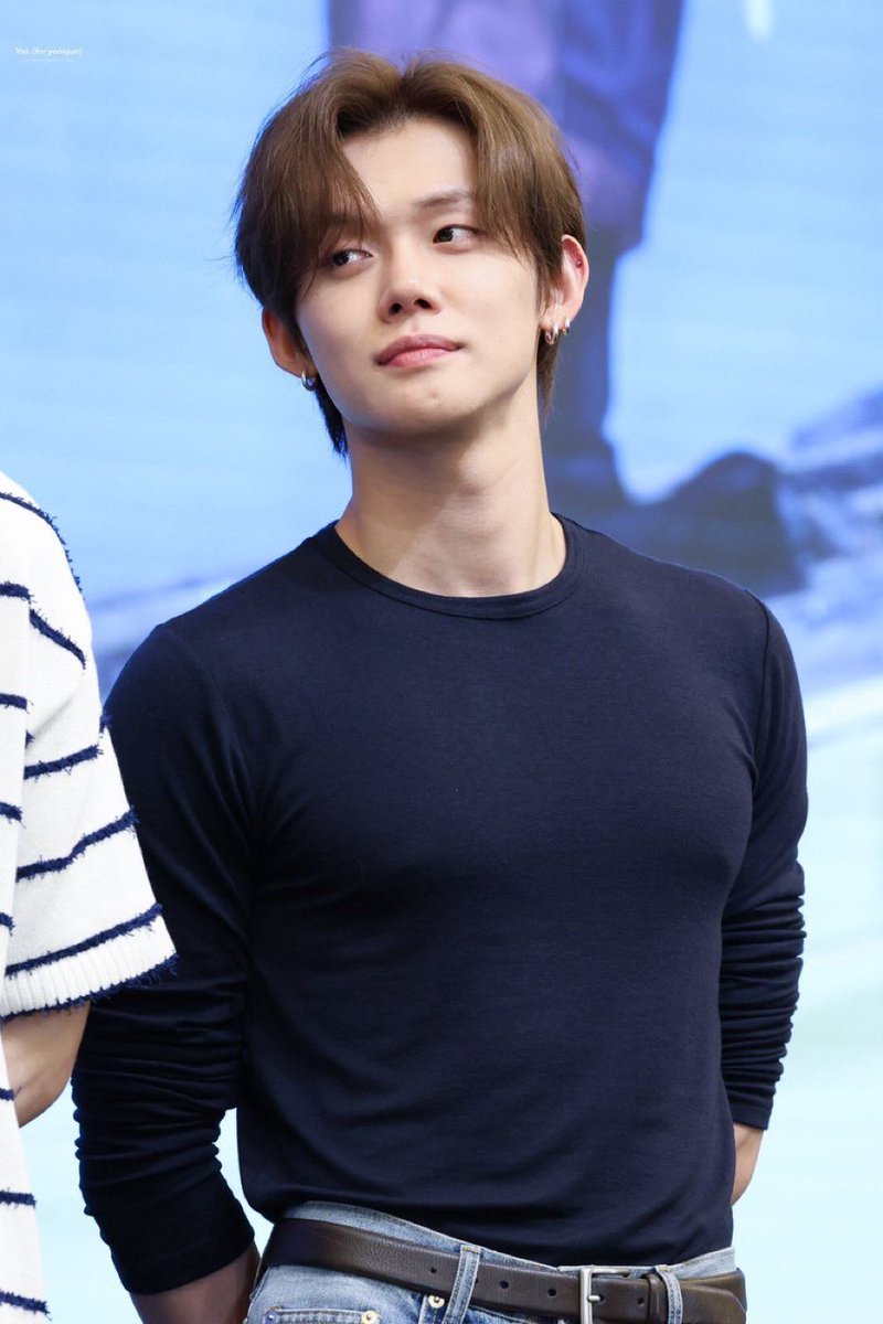 jjuniebuns's tweet photo. who cares not me https://t.co/Y3ZRsjWIVQ