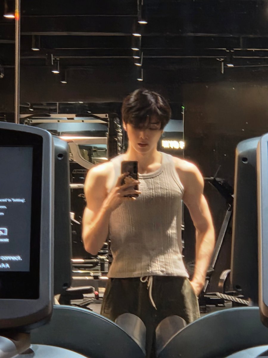 ddungchanni's tweet photo. 성찬좋아 !!!!!!! https://t.co/5CQs9yQksk