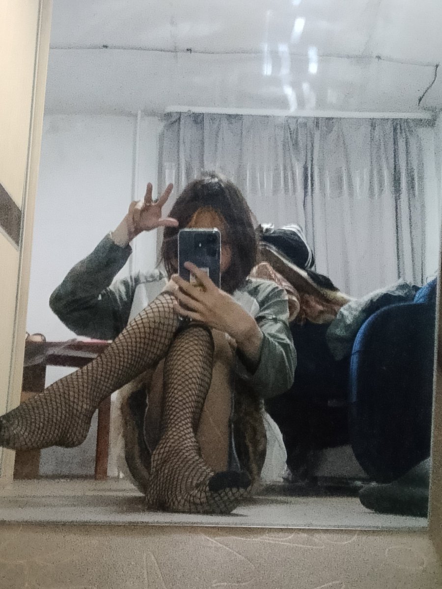ChonHoFemboy's tweet photo. I'm a femboy, I'll post my photos here if there's activity😚

#Femboy #Feet https://t.co/ia0QcErB0j