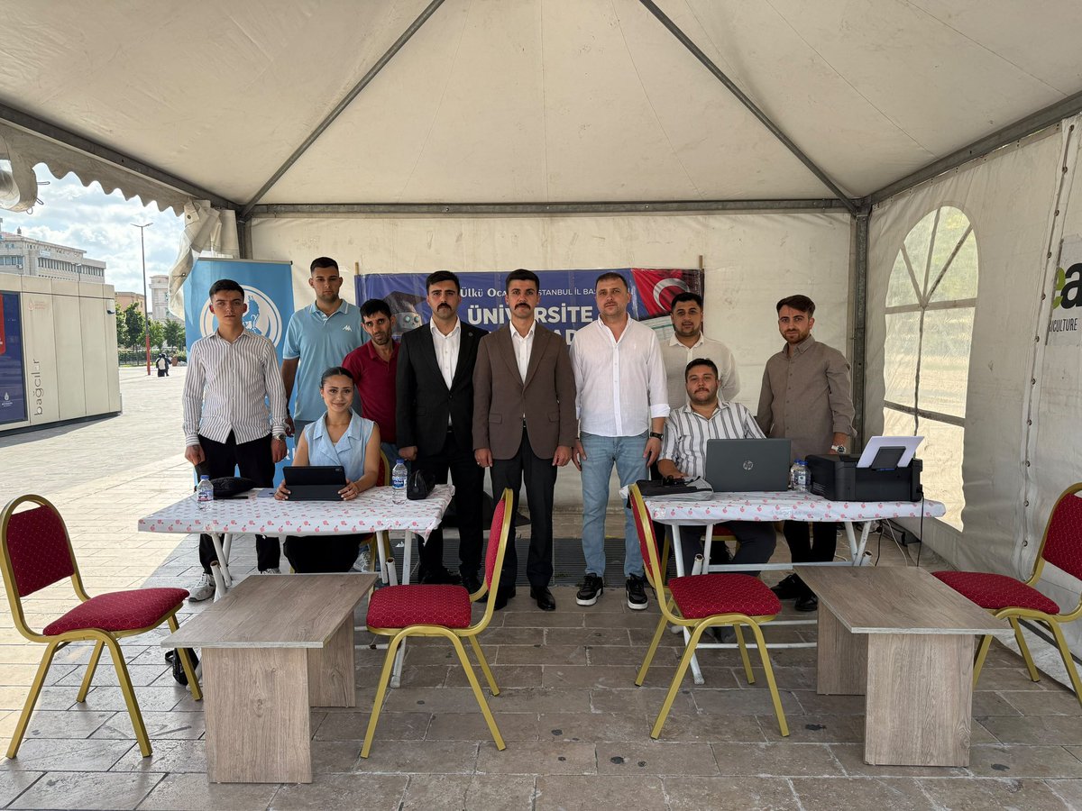 istanbulocak's tweet photo. 📍 Bağcılar Meydanı 

Bağcılar Ülkü Ocaklarımız, Ülkü Ocakları Tercih Çadırı’nda üniversite tercih süreci boyunca alanında uzman danışmanlarımızla tüm gençlerimize ücretsiz tercih danışmanlığı ve rehberlik hizmeti sunmaktadır.

Doğru tercih, doğru gelecek için tüm Türk gençliğini tercih çadırımıza bekliyoruz. 🇹🇷

@ayyildirim1 
@aalparslandogan