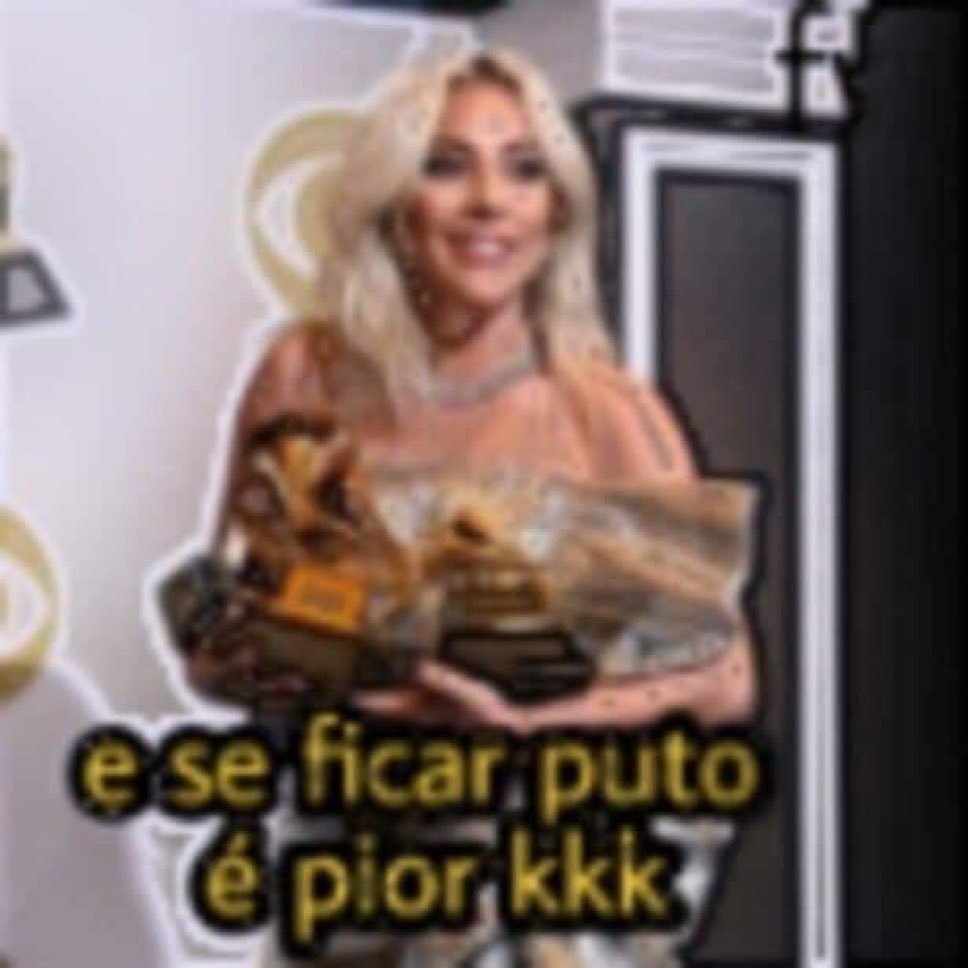 unh0lydoll's tweet photo. @doubIehomicide eu AMO a kylie! 

mas padam padam é ruim mesmo!

o grammy deveria ter ido pro troye! https://t.co/z0BOaOGD9h