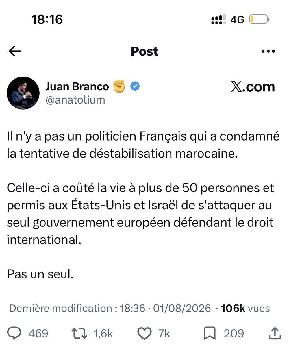 BouchtaJebli's tweet photo. Ça bouge pas. Juan Branco toujours premier pour faire un combo des différentes théories complotistes sur Ceuta : Maroc - US - Israël.
Manque plus que Soros et les illuminatis 👽
Branco c’est le Alain Soral du 6e arrondissement de Paris 🎃 https://t.co/bUUCznRsi4