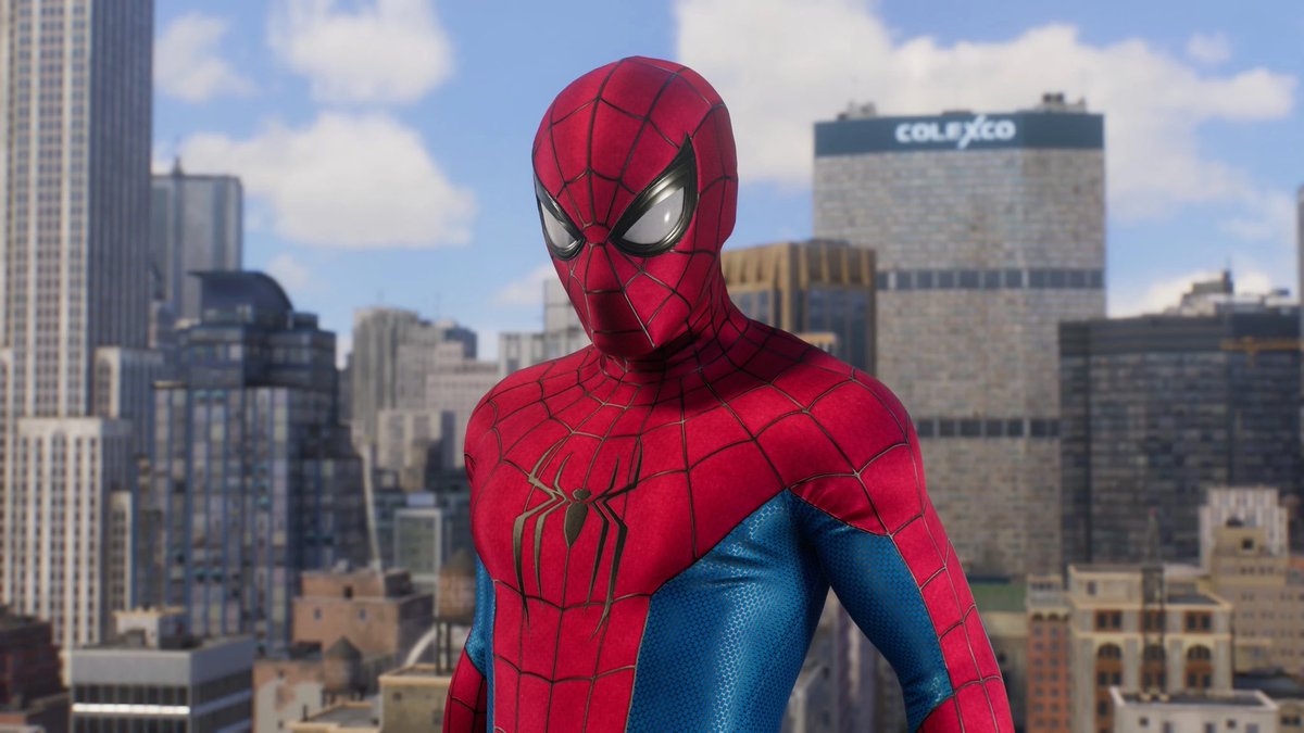 Adri_365's tweet photo. Sinceramente, o que impede a Insomniac fazer os trajes dos filmes pro jogo com esse nível de carinho aqui? 

É absurda a diferença https://t.co/mik4mpDSOm